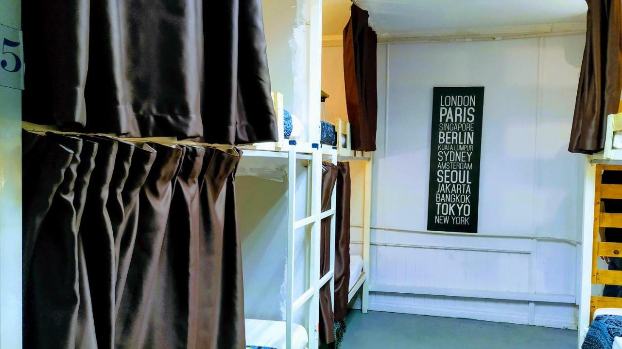 ゲット イン バックパッカーズ コタキナバル エクステリア 写真